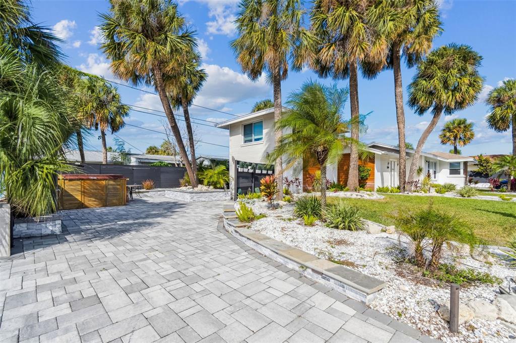 Property for sale at 760 BOHENIA CIRCLE S, CLEARWATER BEACH, FL, 33767