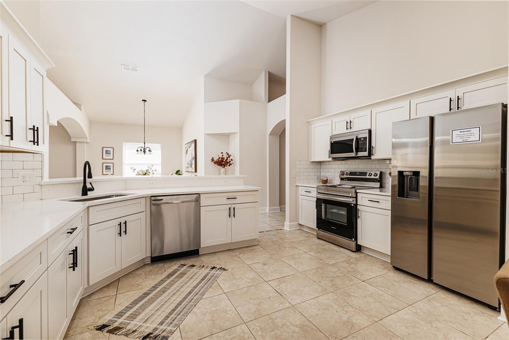Property for sale at 1705 ALTAVISTA CIRCLE, LAKELAND, FL, 33810