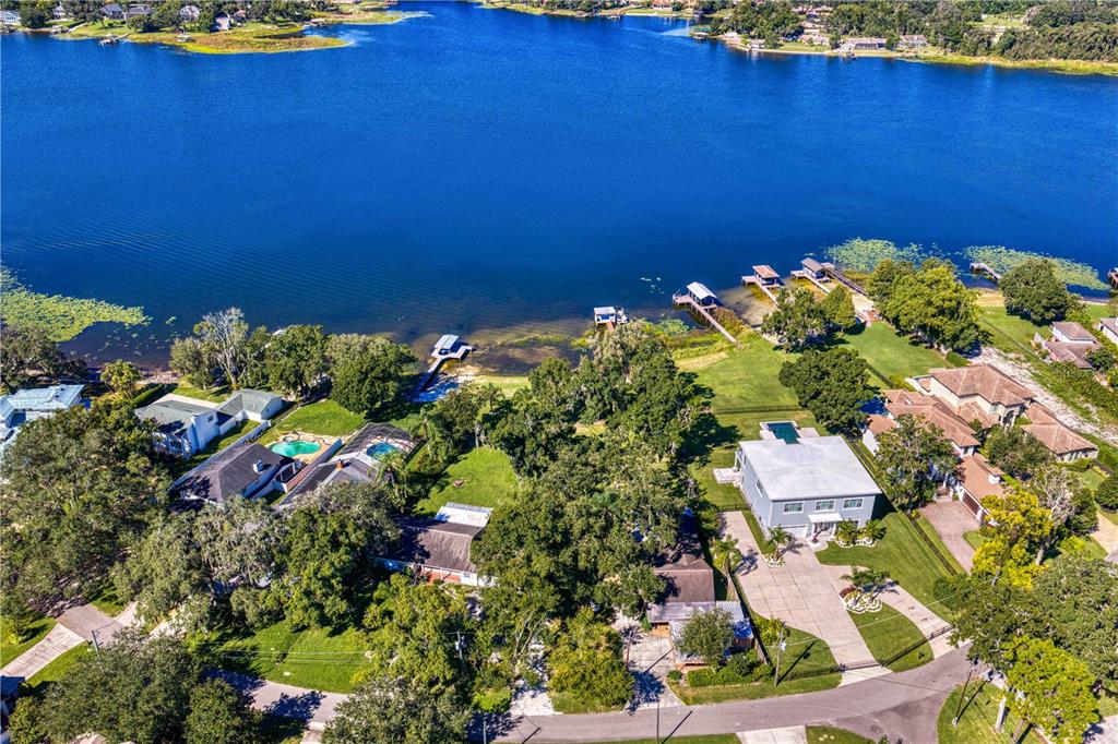Property for sale at 14748 LAKE MAGDALENE CIRCLE, TAMPA, FL, 33613