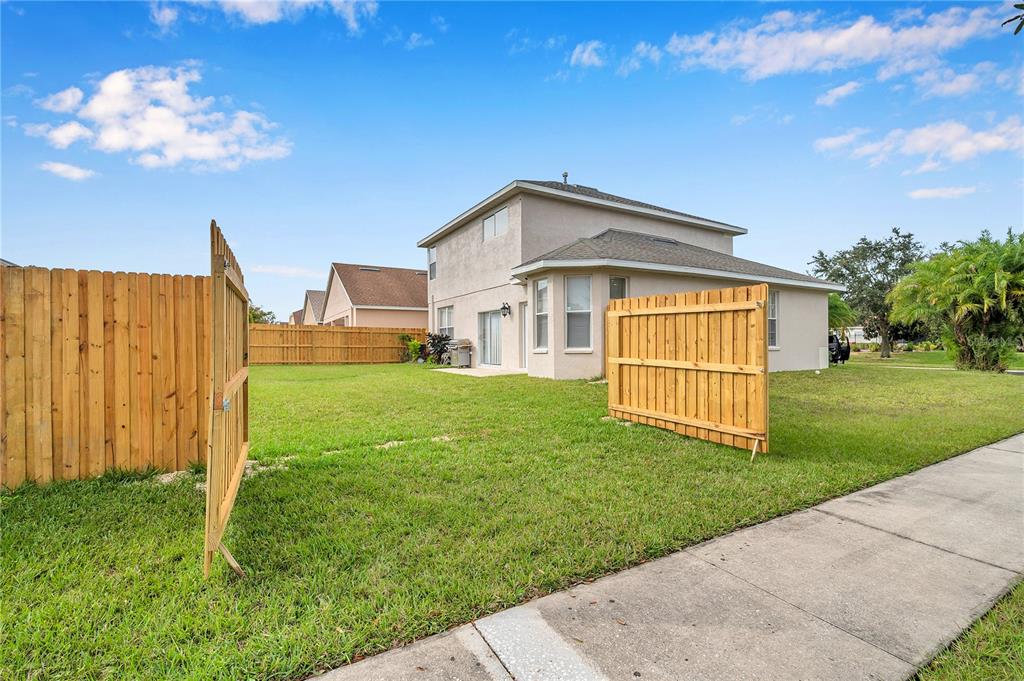 Property for sale at 402 HALIFAX BAY COURT, APOLLO BEACH, FL, 33572