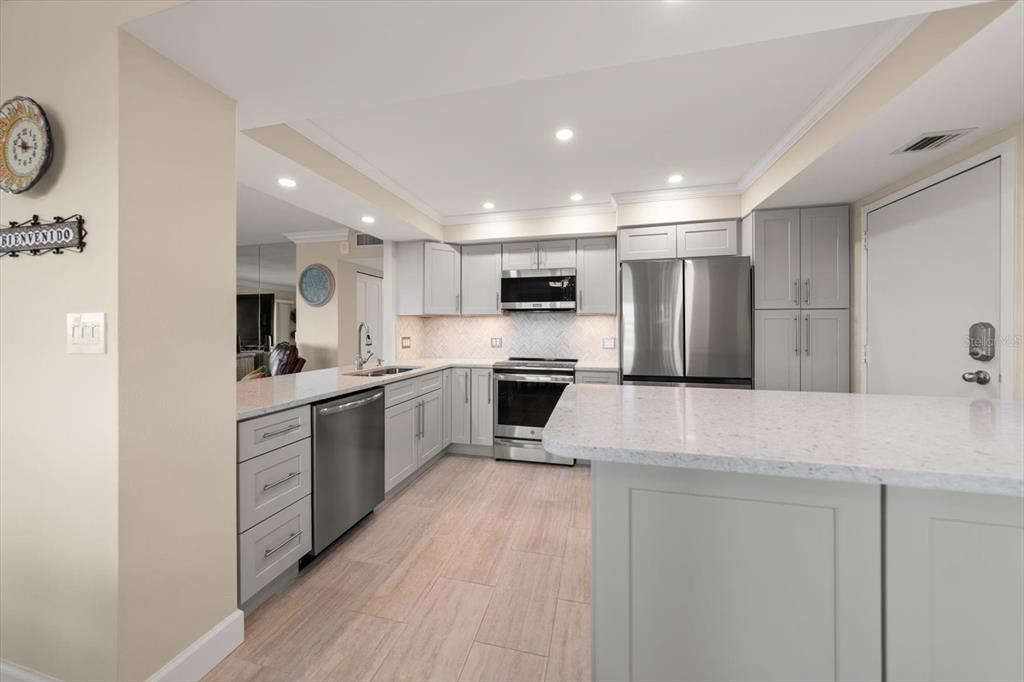 Property for sale at 1621 GULF BOULEVARD UNIT 607, CLEARWATER BEACH, FL, 33767