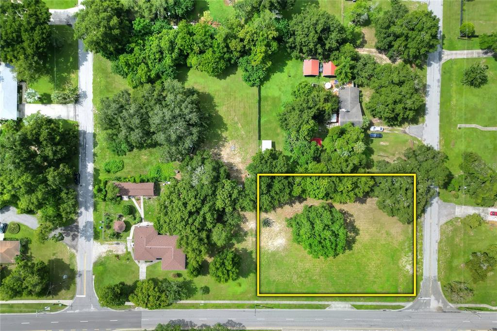 Property for sale at 703 E LUMSDEN ROAD, BRANDON, FL, 33511