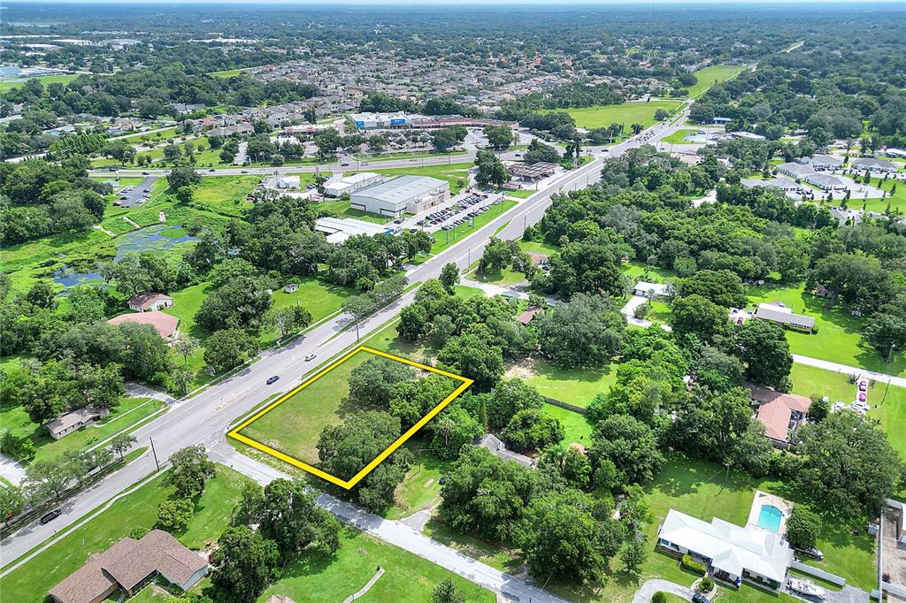 Property for sale at 703 E LUMSDEN ROAD, BRANDON, FL, 33511