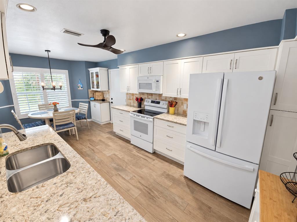Property for sale at 3411 52ND AVENUE CIR W, BRADENTON, FL, 34210