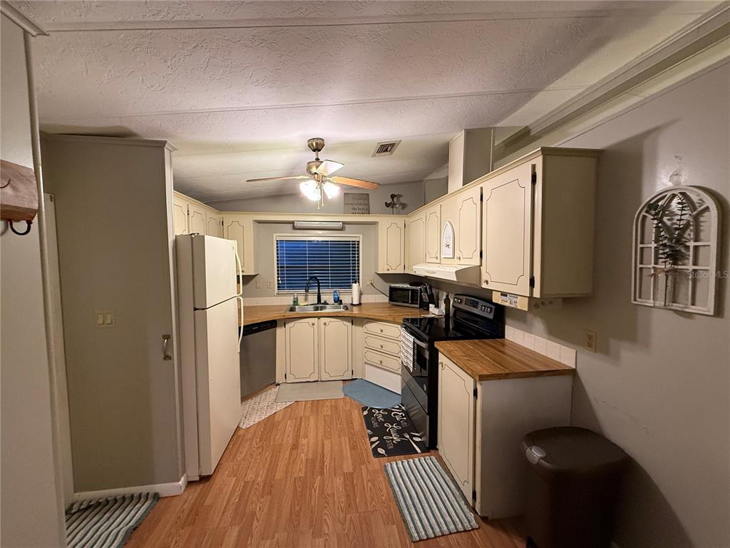 Property for sale at 101 CYPRESS ROAD, WILDWOOD, FL, 34785