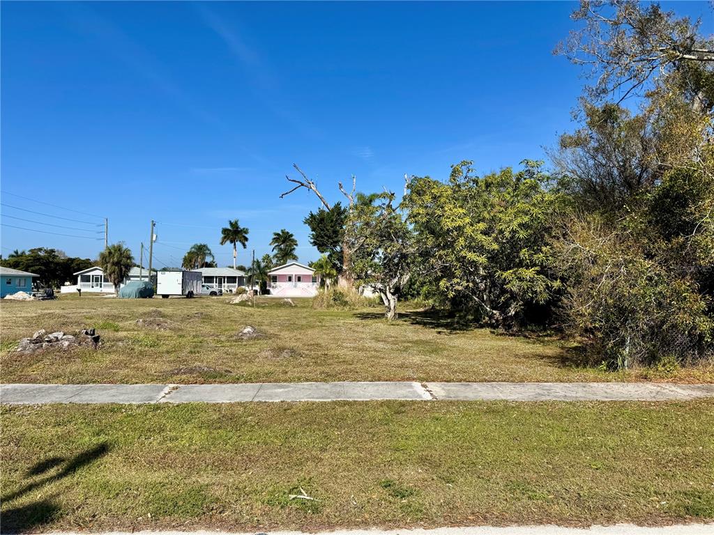 Property for sale at 623 FITZHUGH AVENUE, PUNTA GORDA, FL, 33950