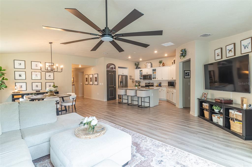 Property for sale at 615 VALRI PARK DRIVE, VALRICO, FL, 33594