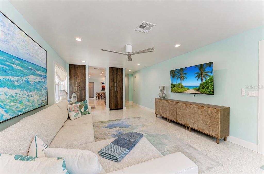 Property for sale at 580 LINLEY STREET, LONGBOAT KEY, FL, 34228