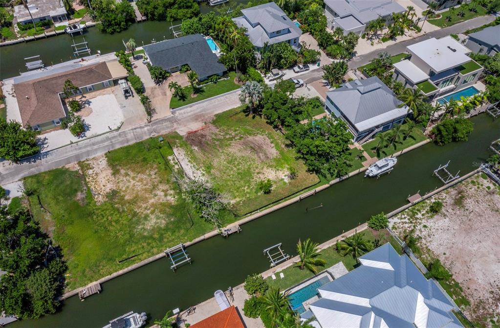 Property for sale at 570 DE NARVAEZ DRIVE, LONGBOAT KEY, FL, 34228