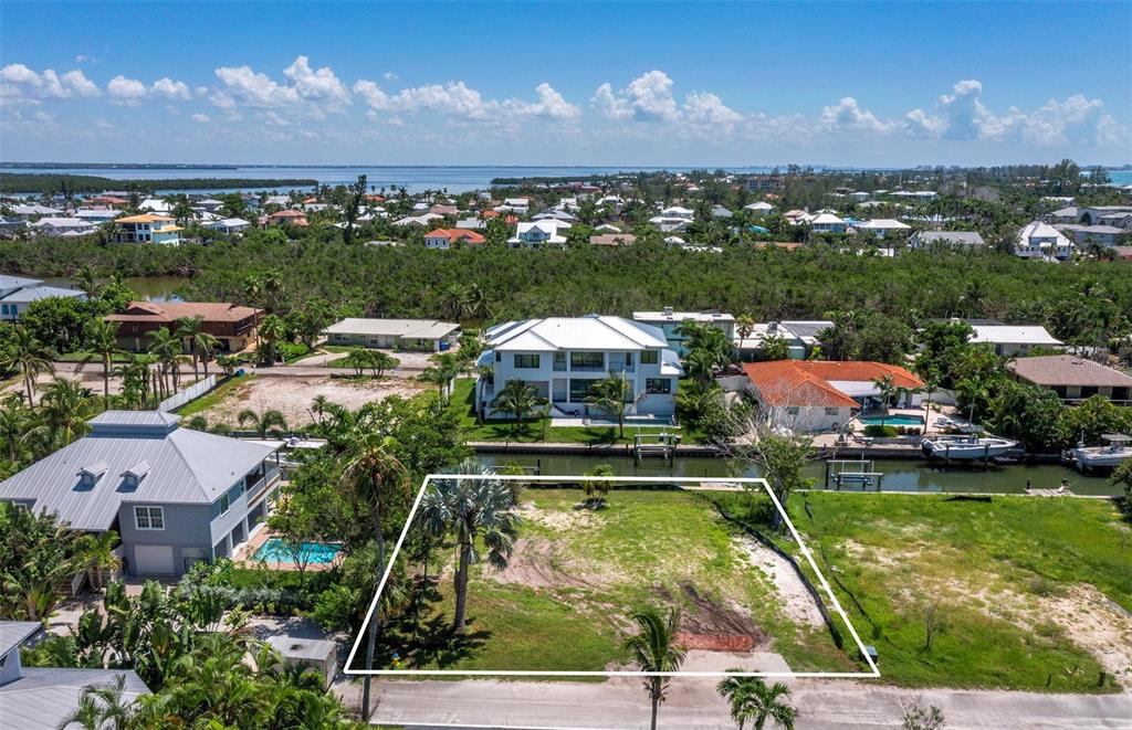 Property for sale at 570 DE NARVAEZ DRIVE, LONGBOAT KEY, FL, 34228