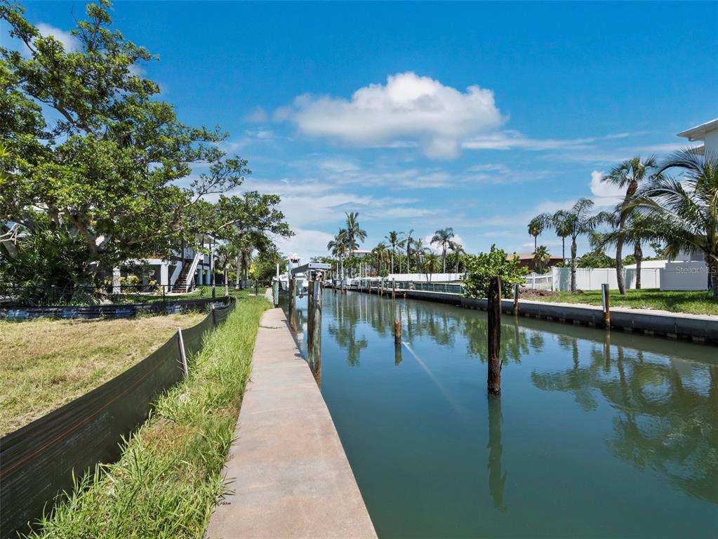 Property for sale at 570 DE NARVAEZ DRIVE, LONGBOAT KEY, FL, 34228