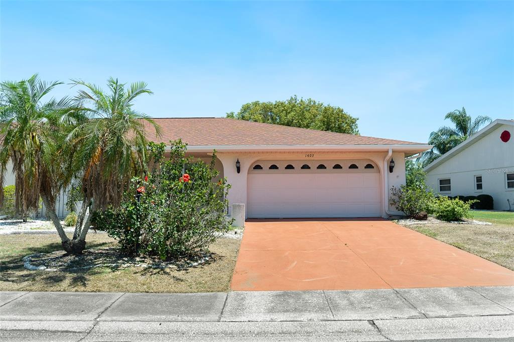 Property for sale at 1027 BLUEWATER DRIVE, SUN CITY CENTER, FL, 33573