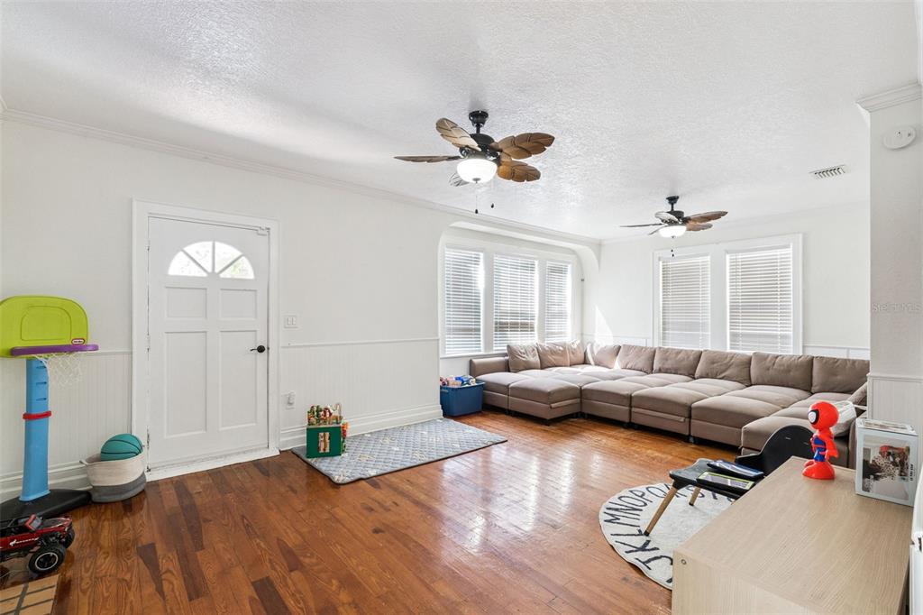 Property for sale at 317 E MAIN STREET, TAVARES, FL, 32778