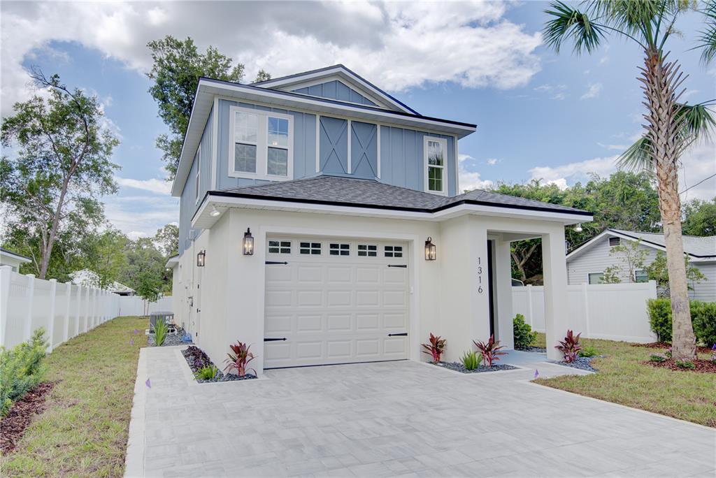 Property for sale at 1316 E 9TH AVENUE, MOUNT DORA, FL, 32757