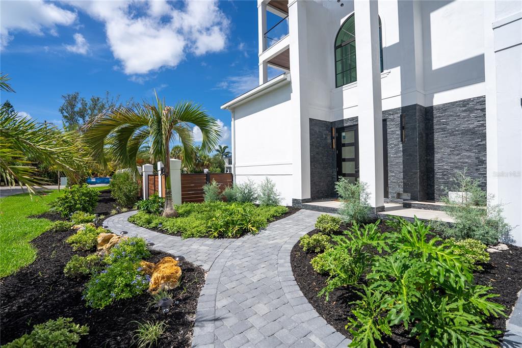 Property for sale at 539 AVENIDA DEL NORTE, SARASOTA, FL, 34242