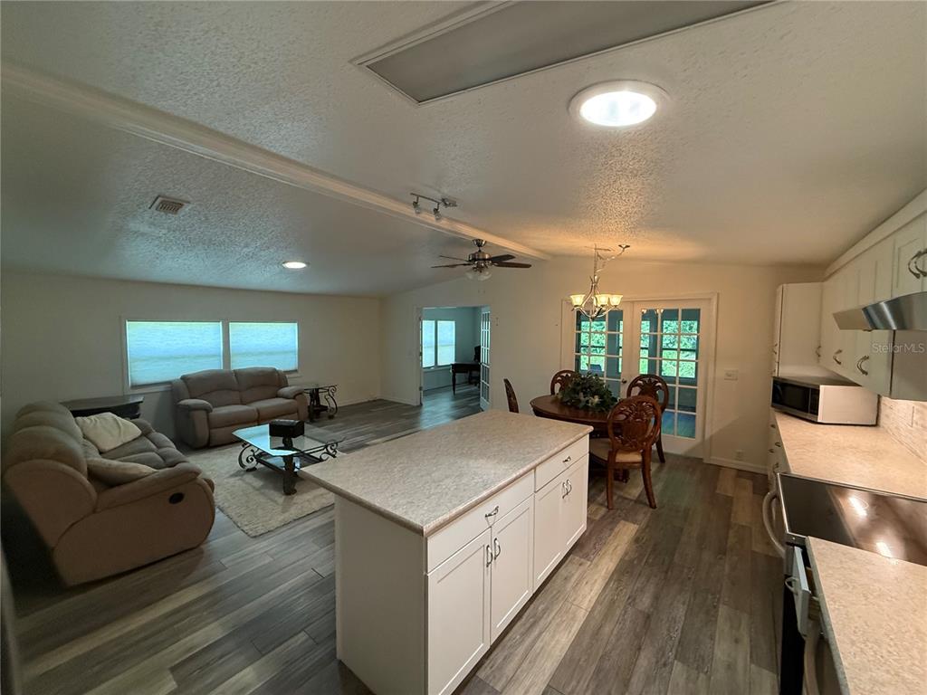 Property for sale at 802 OAK BOULEVARD, WILDWOOD, FL, 34785