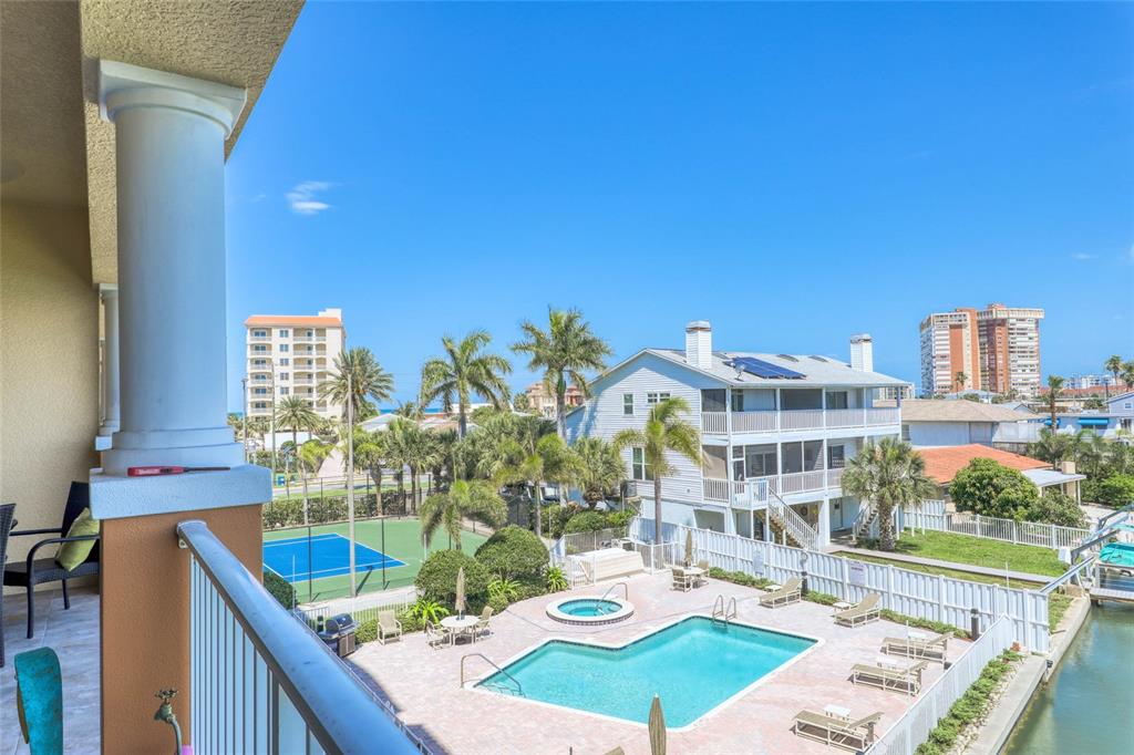 Property for sale at 17715 GULF BOULEVARD UNIT 303, REDINGTON SHORES, FL, 33708