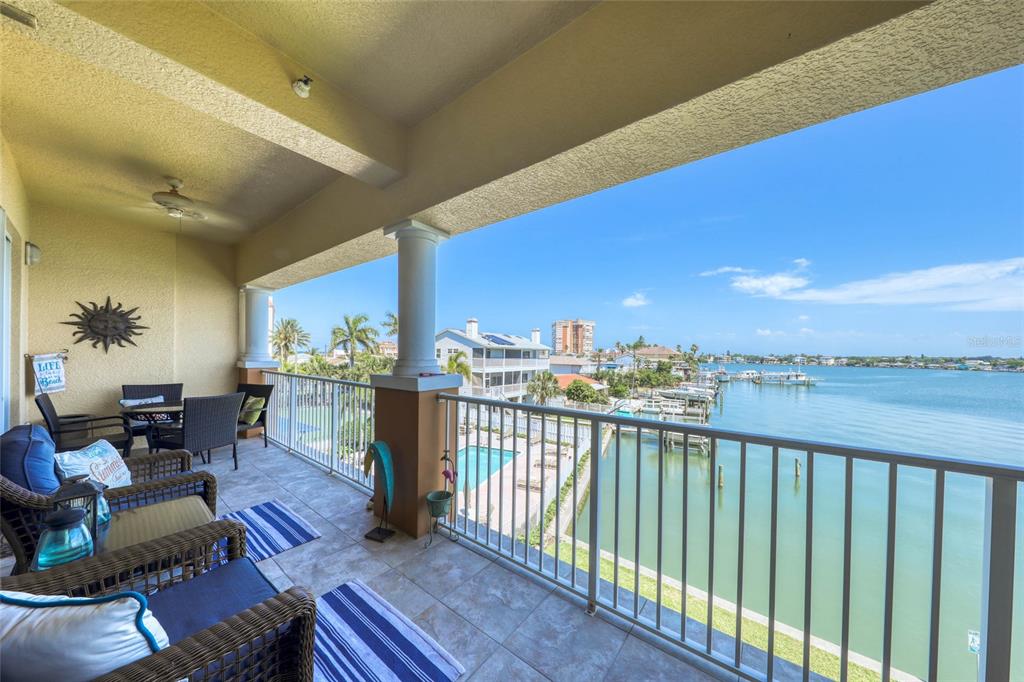 Property for sale at 17715 GULF BOULEVARD UNIT 303, REDINGTON SHORES, FL, 33708
