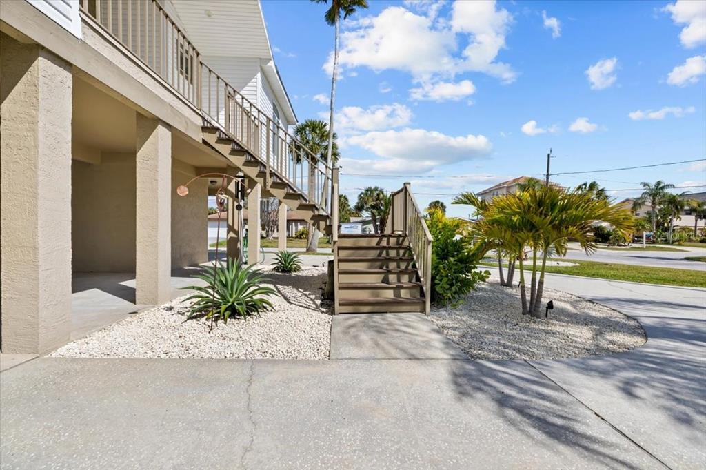 Property for sale at 8117 BRIGHTON DRIVE, PORT RICHEY, FL, 34668