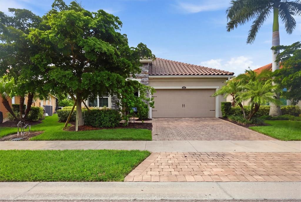 Property for sale at 11595 RENAISSANCE BOULEVARD, VENICE, FL, 34293