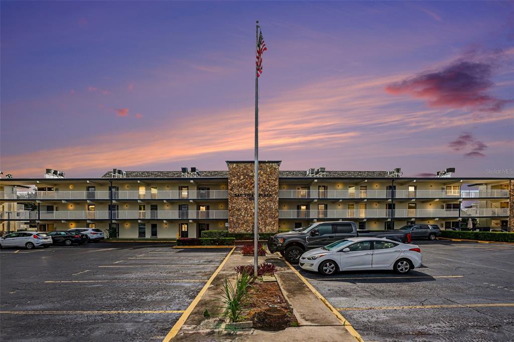 Property for sale at 6100 12TH STREET S UNIT 313, ST PETERSBURG, FL, 33705