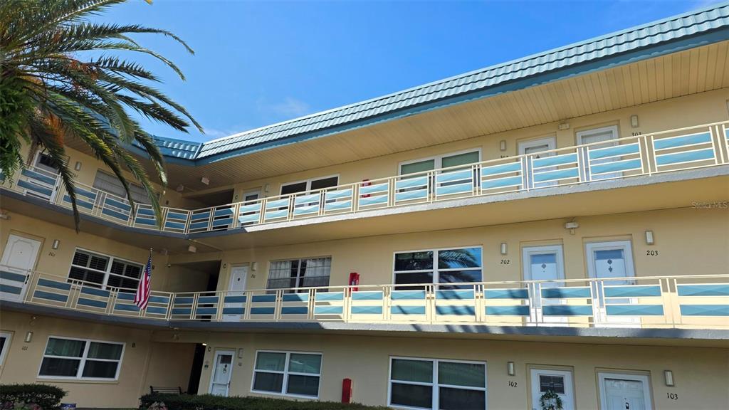Property for sale at 5750 80TH STREET N UNIT C202, ST PETERSBURG, FL, 33709
