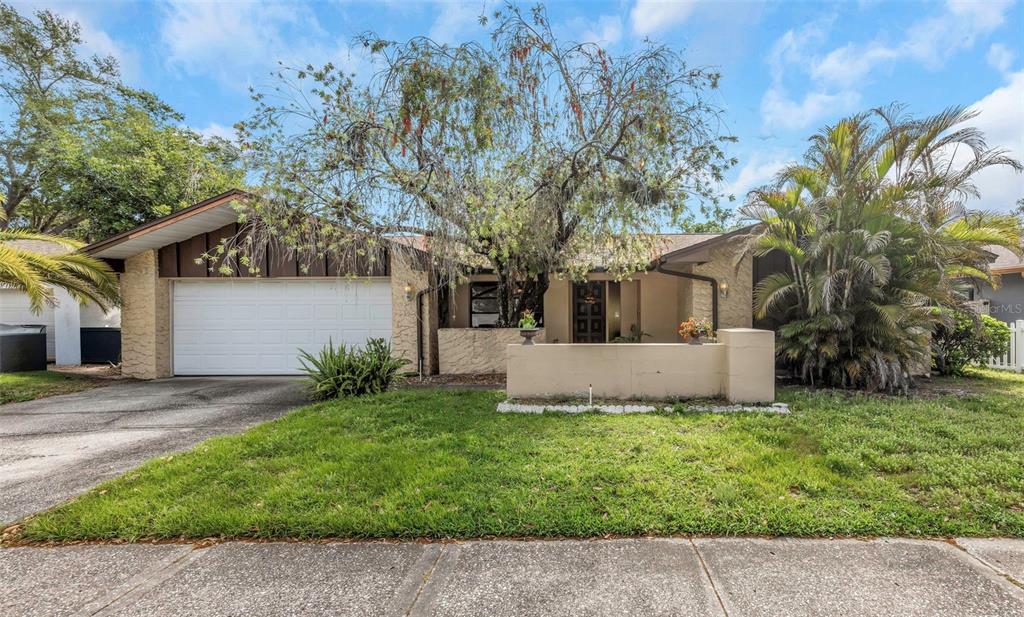 Property for sale at 107 COUNTRY VILLAS DRIVE, SAFETY HARBOR, FL, 34695