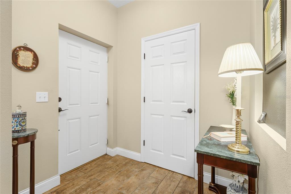 Foyer Entry