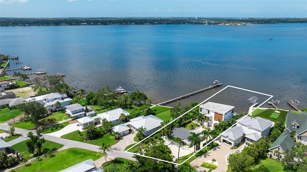 Property for sale at 907 35TH AVENUE DRIVE W, PALMETTO, FL, 34221