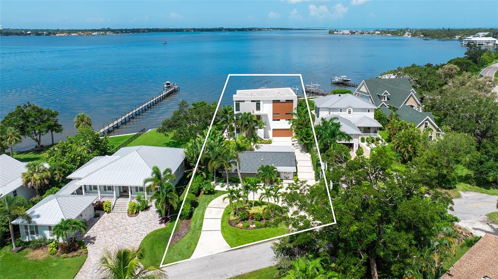 Property for sale at 907 35TH AVENUE DRIVE W, PALMETTO, FL, 34221