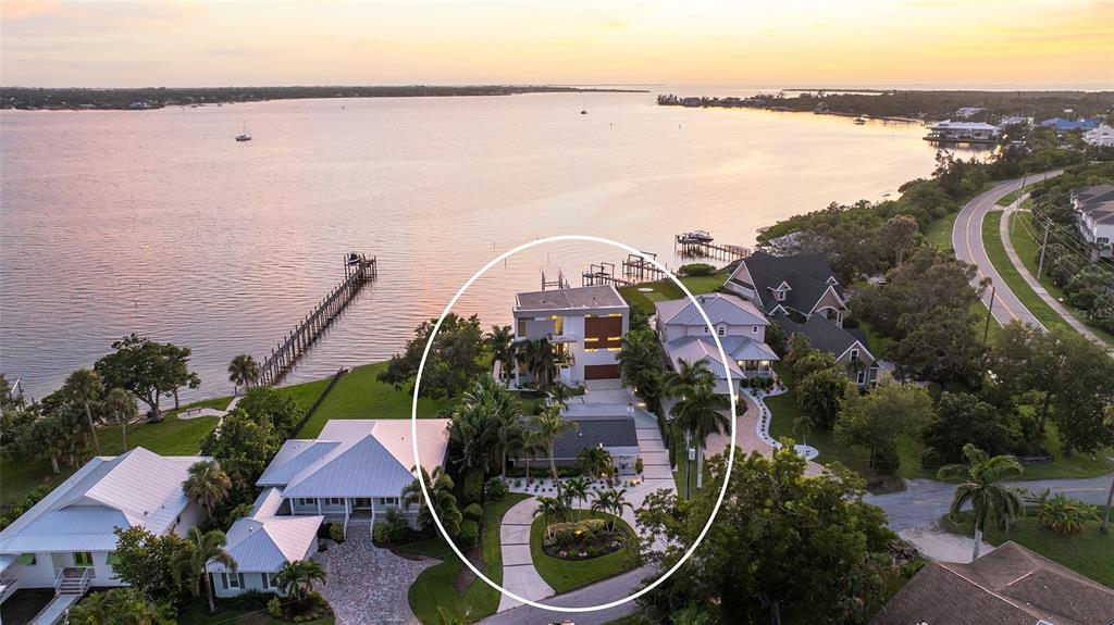 Property for sale at 907 35TH AVENUE DRIVE W, PALMETTO, FL, 34221