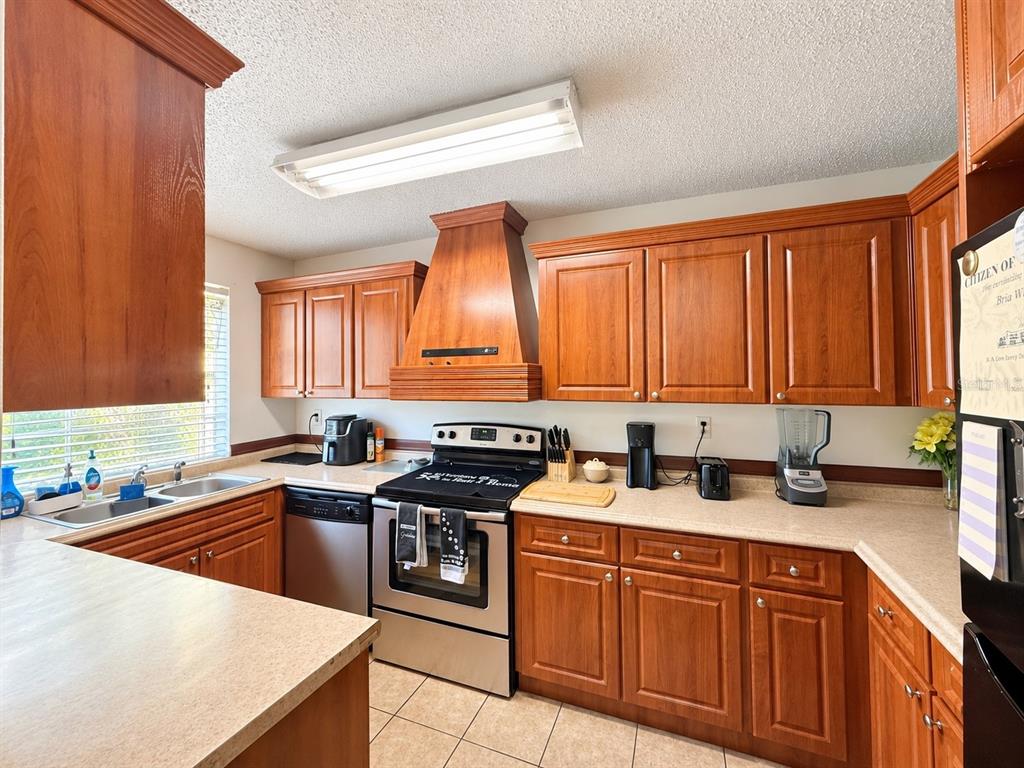Property for sale at 7535 ABONADO ROAD UNIT B, TAMPA, FL, 33615