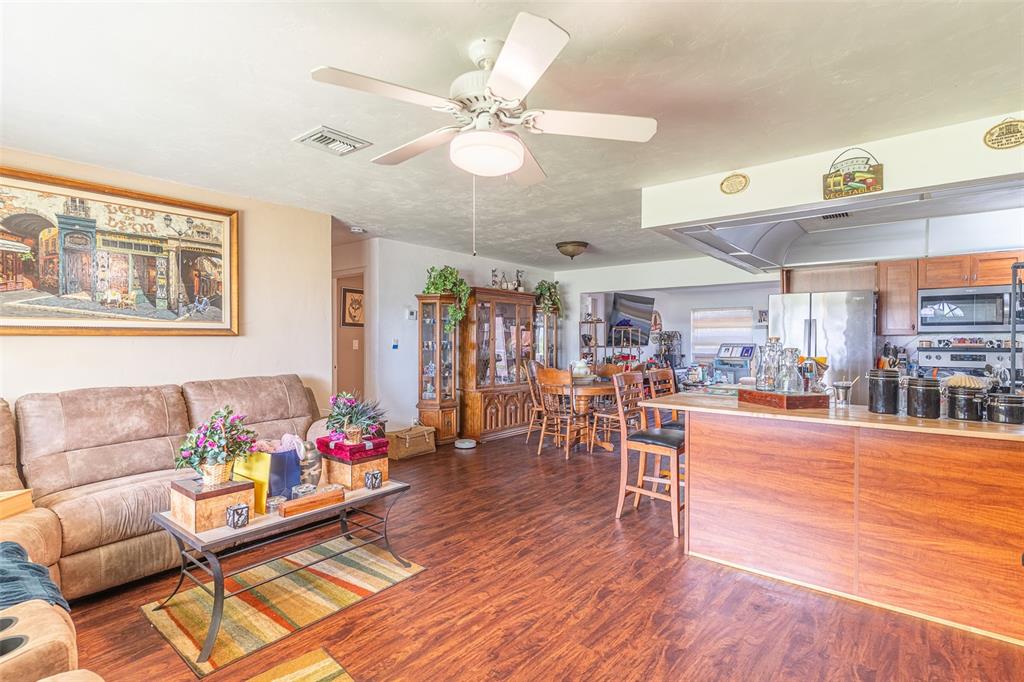 Property for sale at 305 CLOVERLEAF ROAD, LAKE PLACID, FL, 33852