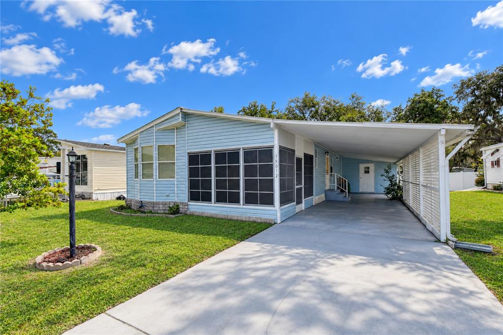 Property for sale at 38012 LAWANDA LOOP, ZEPHYRHILLS, FL, 33542