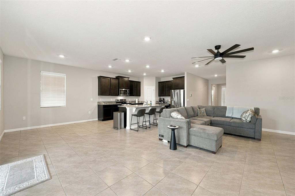 Property for sale at 16633 MOONER PLANK CIRCLE, WIMAUMA, FL, 33598