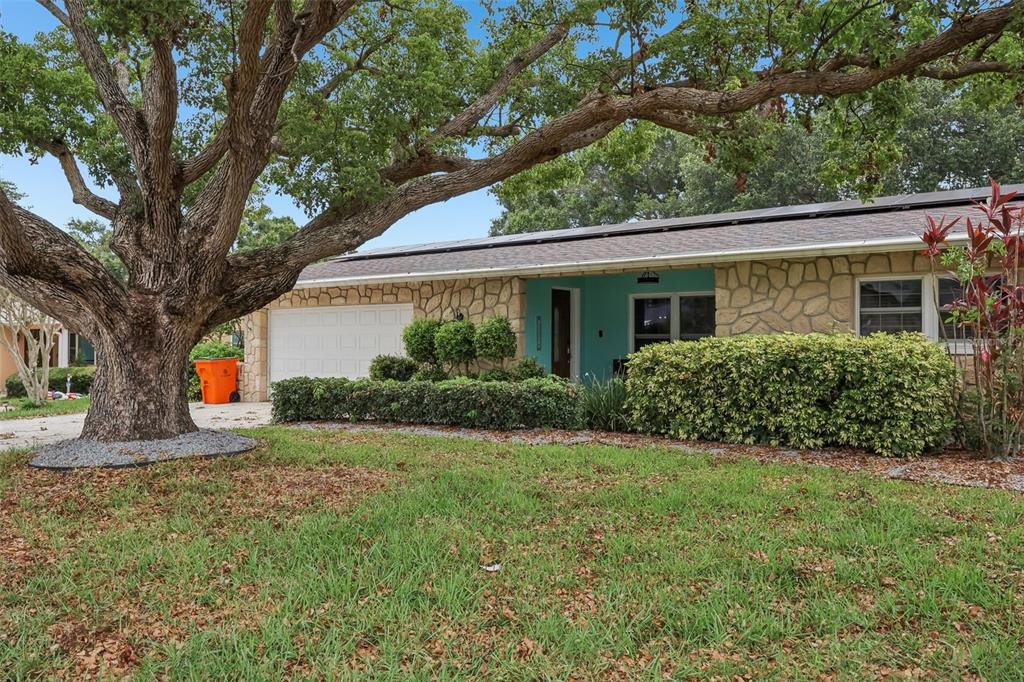 Property for sale at 13801 87TH AVENUE, SEMINOLE, FL, 33776