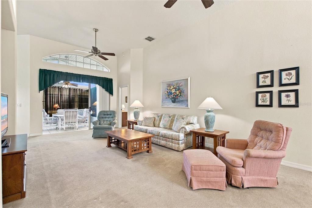 Property for sale at 801 HIGH VISTA DR, DAVENPORT, FL, 33837