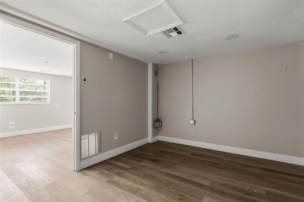Property for sale at 250 LONGWOOD HILLS ROAD, LONGWOOD, FL, 32750