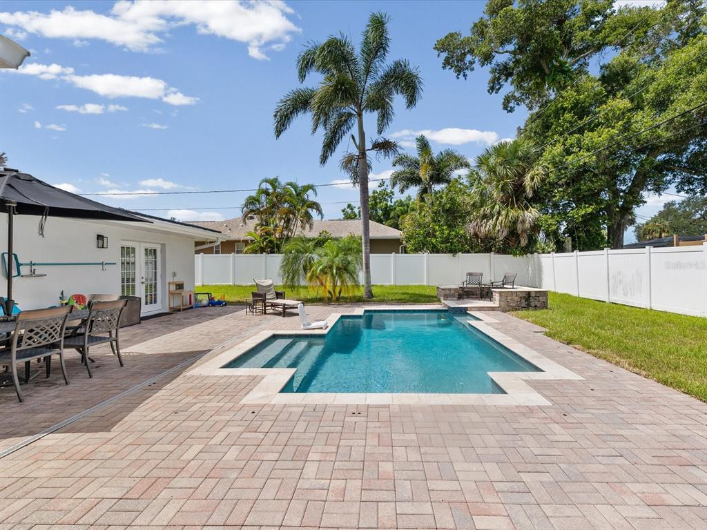 Property for sale at 118 LIVE OAK LANE, LARGO, FL, 33770
