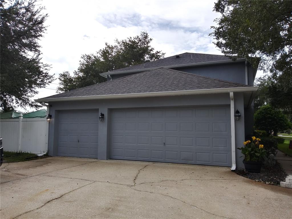 3-Car Garage