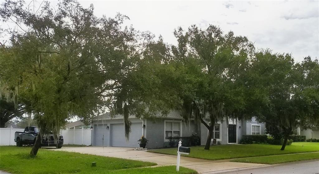 Property for sale at 625 RED PEPPER LOOP, CHULUOTA, FL, 32766