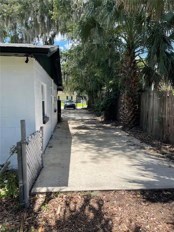 Property for sale at 1139 WOODSIDE DRIVE, DAYTONA BEACH, FL, 32117