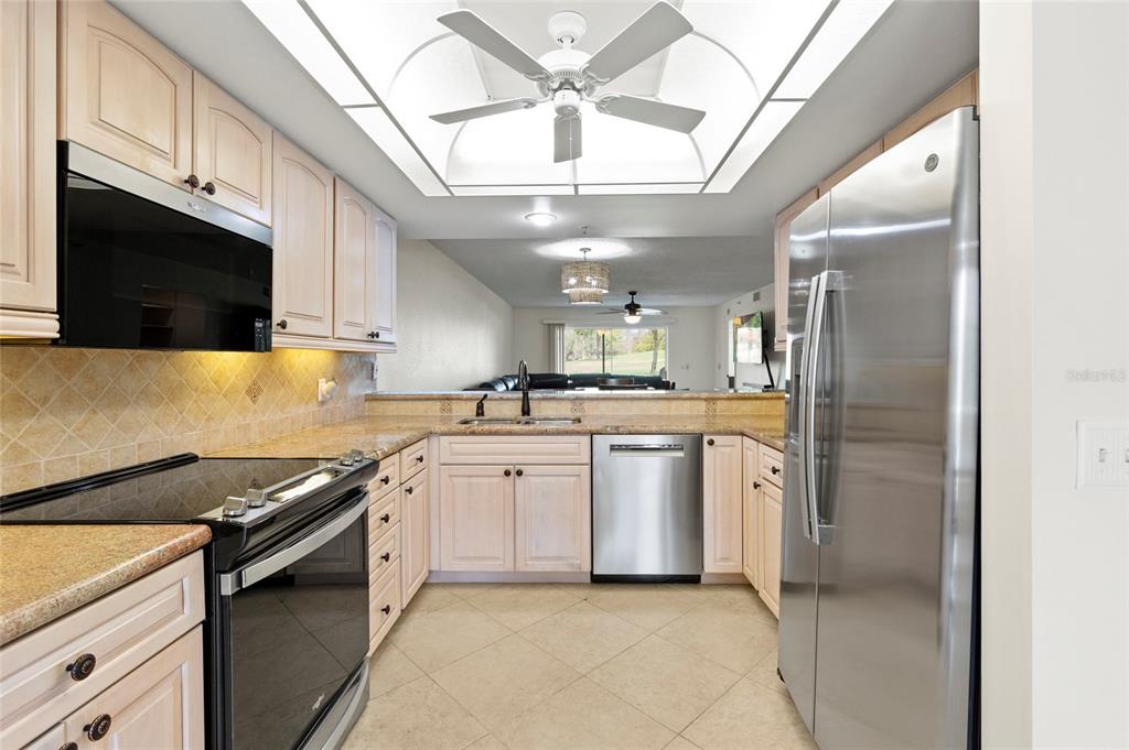 Property for sale at 6611 STONE RIVER ROAD UNIT 102, BRADENTON, FL, 34203