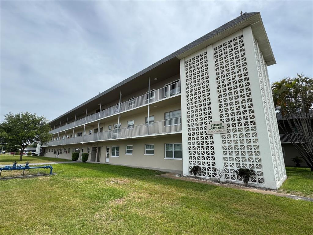 Property for sale at 5720 13TH AVENUE N UNIT 106B, ST PETERSBURG, FL, 33710