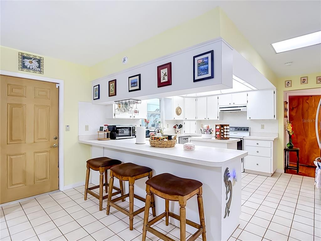 Property for sale at 40312 SUNBURST DRIVE, DADE CITY, FL, 33525