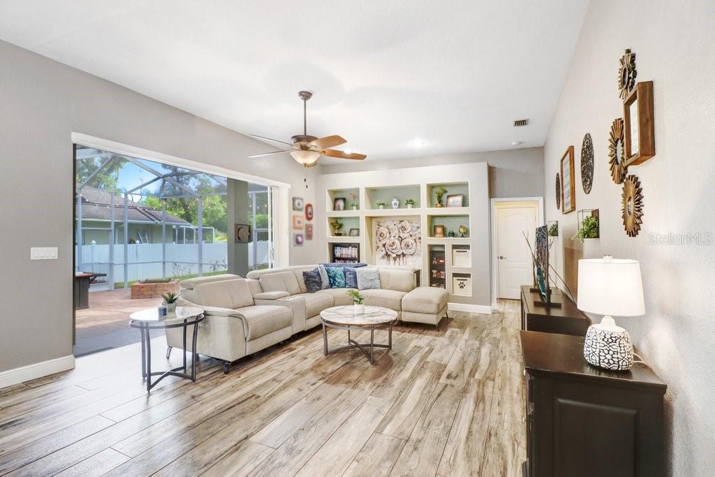 Property for sale at 2203 VALRICO FOREST DRIVE, VALRICO, FL, 33594