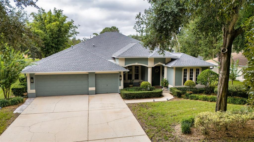 Property for sale at 28 CAMELOT RIDGE DRIVE, BRANDON, FL, 33511