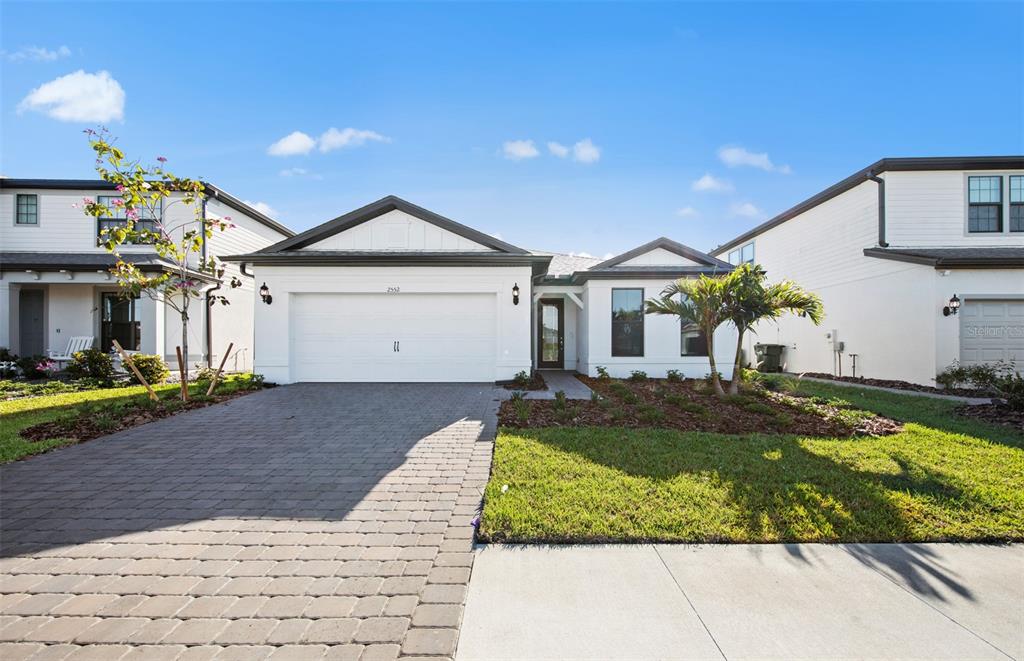 Photos are of similar Mystique home. Homes may vary.