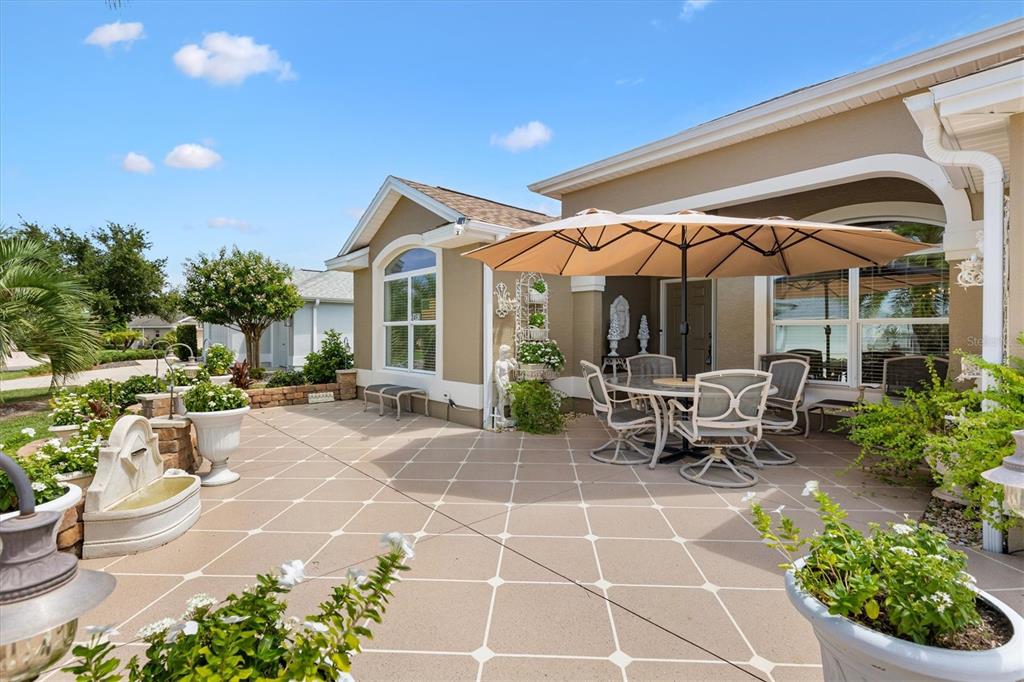 Expansive Front Porch