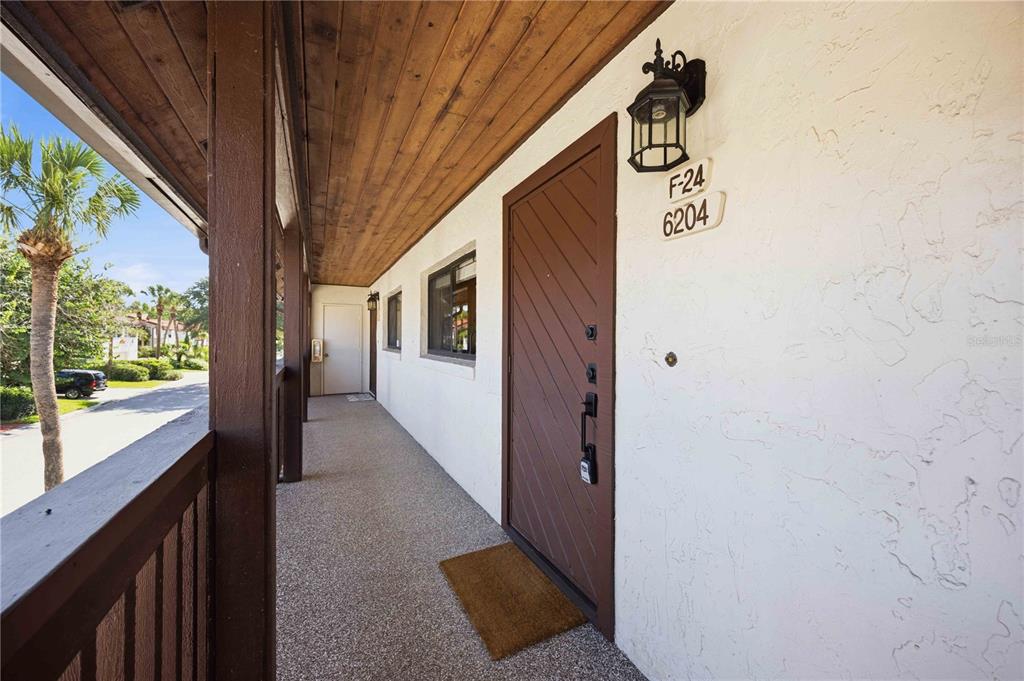 Property for sale at 6204 COUNTRY CLUB DRIVE UNIT F24, LAKE WALES, FL, 33898